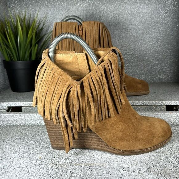 Lucky Brand Leather Fringe Ankle Booties Wedge Boots Size 6.5 - Picture 4 of 8